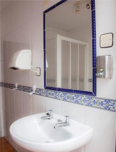 Koupelna v ubytování Hostal París