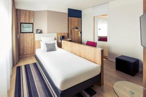Postel nebo postele na pokoji v ubytování Mercure Hotel Nijmegen Centre + 37 fotografií