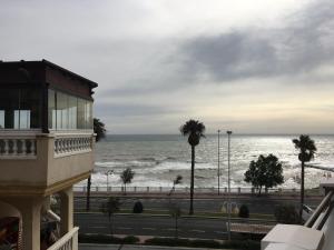 NEW! 1b apartment opposite Sunset Beach, Benalmádena ...