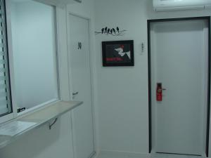 A bathroom at Hostal JQ Madrid 1