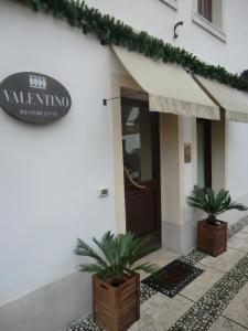Valentino b&b tanúsítványa, márkajelzése vagy díja