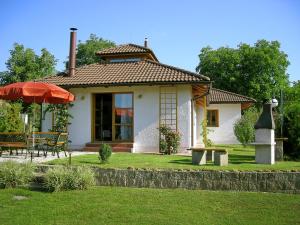 Zahrada ubytování Villa Petříkov by Interhome