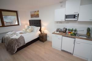 Gallery image of Trafalgar House in Stoke on Trent