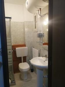A bathroom at La casa di Joseph