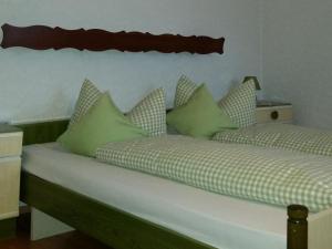 Posteľ alebo postele v izbe v ubytovaní Zuwälder Stüble