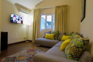 A seating area at Isabella Boutique Hotel