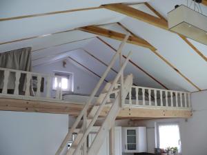 オシェチュナにあるDomek nad jezioremのギャラリーの写真 +30枚の写真