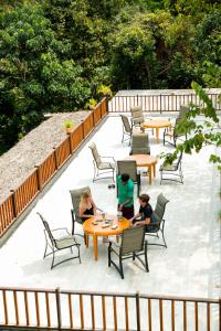 Гости Jungle Village Unawatuna