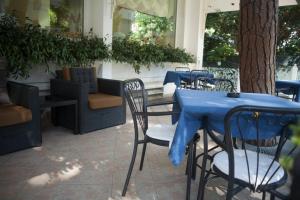 Posedenie v ubytovaní Hotel Cannes - in pieno centro