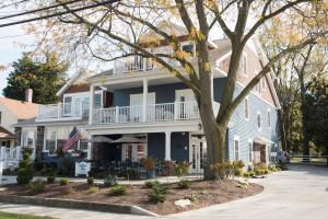 Gallery image of Anchor Inn Boutique Hotel in Put-in-Bay