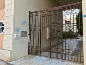Fotografia z galérie ubytovania Apartamento Teatinos con piscina espectacular, aire acondicionado en salón-comedor y ventiladores en habitaciones v destinácii Málaga