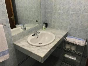 Fotografia z galérie ubytovania Apartamento Teatinos con piscina espectacular, aire acondicionado en salón-comedor y ventiladores en habitaciones v destinácii Málaga