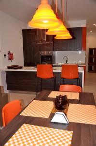 
A kitchen or kitchenette at Lvl 1 Apartment in the Heart of San Gwann
