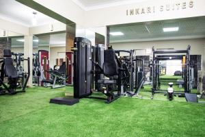 Fitness centrum a/nebo fitness zařízení v ubytování Inkari Suites Hotel