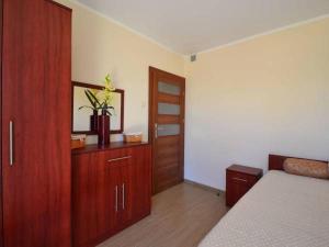 Giường trong phòng chung tại Villa Marcus +27 ảnh