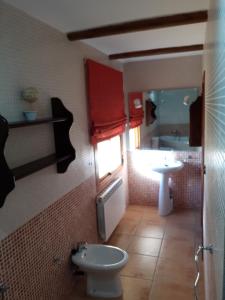 Kúpeľňa v ubytovaní Alojamiento Rural Casa Fuente del Prado