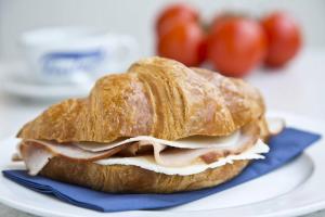 Jídlo v kempu nebo okolí