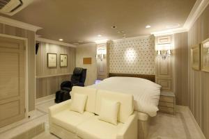 Posezení v ubytování Hotel Waltz Okazaki (Adult Only)