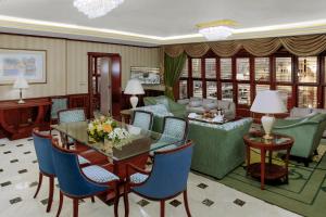 Posezení v ubytování Makkah Hotel