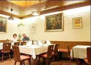 Restaurace v ubytování Weisses Rössl