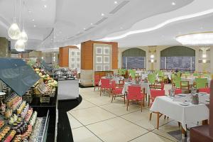 Restaurace v ubytování Makkah Hotel