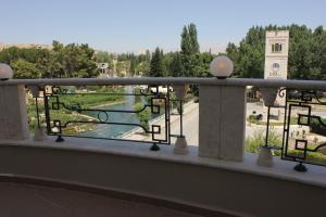Balkón nebo terasa v ubytování Kanaan Group Hotel