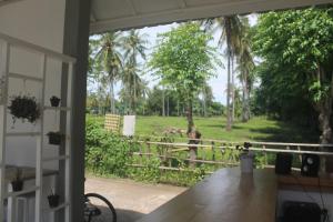 Zahrada ubytování Casa Blanca Gili Air