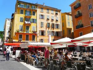 ニースにあるNice Renting - COLONNA - Best place in Nice Old Townのギャラリーの写真