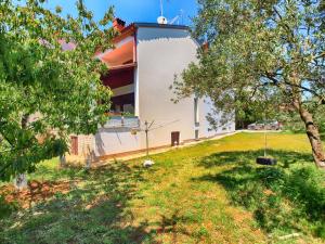 Zdjęcie z galerii obiektu Apartments Adrijana 736 w mieście Štinjan