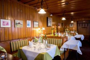 Restaurace v ubytování Landidyll Hotel zum Kreuz
