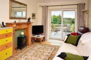 TV a/nebo společenská místnost v ubytování Apartment 263 - Clifden