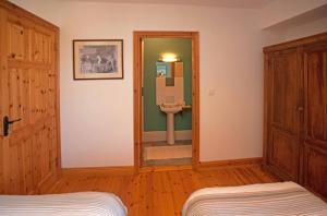 Postel nebo postele na pokoji v ubytování Cottage 261 - Moyard