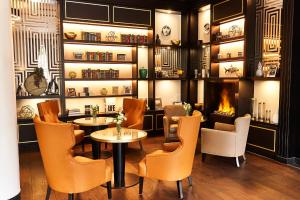 Posezení v ubytování Steigenberger Hotel Bad Homburg
