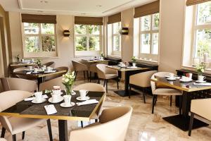 Posezení v ubytování Steigenberger Hotel Bad Homburg