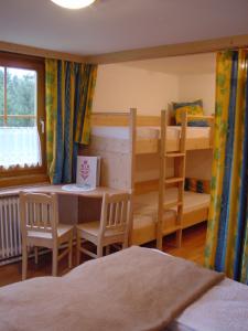 Postel nebo postele na pokoji v ubytování Pension - Bauernhof + 29 fotografií