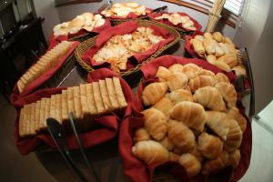 Comida no hotel ou em algum lugar perto