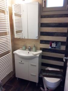 Ένα μπάνιο στο Sunset at Cape Sounio