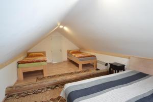 Postel nebo postele na pokoji v ubytování Chalupa Pohoda Demänová
