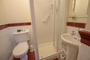 Ένα μπάνιο στο Brennan's Accommodation Glenties