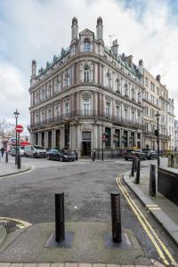 ロンドンにあるOutstanding Trafalgar Penthouse, sleeps 8のギャラリーの写真