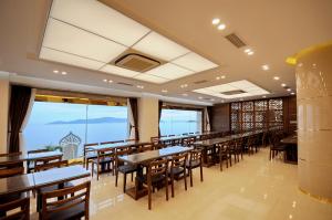 Nhà hàng/khu ăn uống khác tại Lenid Ocean View Hotel