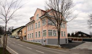 Photo de la galerie de l'établissement Triangle Apartments, à Gießhübl