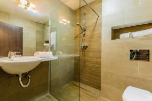 Ένα μπάνιο στο Hotel DADA Termal