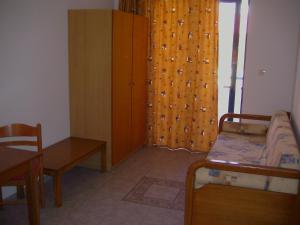 Uma área de estar em Stegna Star Apartments