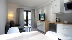 Kuchyňa alebo kuchynka v ubytovaní Apartamenty Karkonoskie
