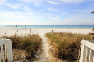Gallery image of Sugar Sands Beachfront Hotel, a By The Sea Resort in Panama City Beach