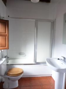 Koupelna v ubytování La Tanda + 35 fotografií