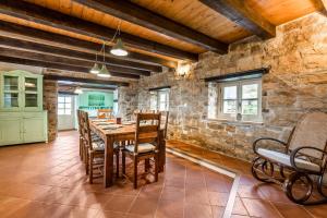 Zdjęcie z galerii obiektu Villa Lea & Tea w mieście Tinjan