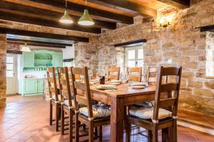 Zdjęcie z galerii obiektu Villa Lea & Tea w mieście Tinjan