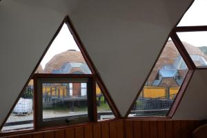 Foto sihtkohas Curaco de Velez asuva majutusasutuse Chiloe Domos Curaco de Vélez galeriist